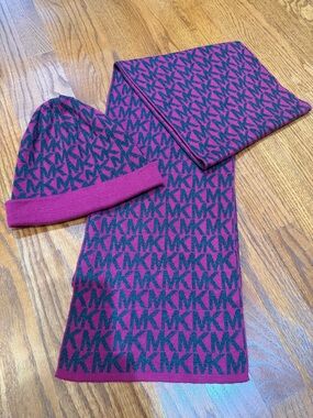 Michael Kors Hot Pink and Grey MK Logo Knit Hat & Scarf Set